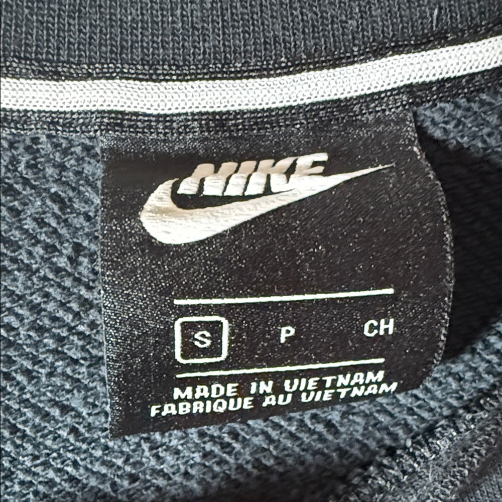 Nike Black Crewneck Sweater - Picture 2 of 3